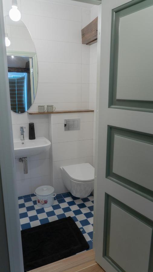 Karja Accommodation 합살루 외부 사진