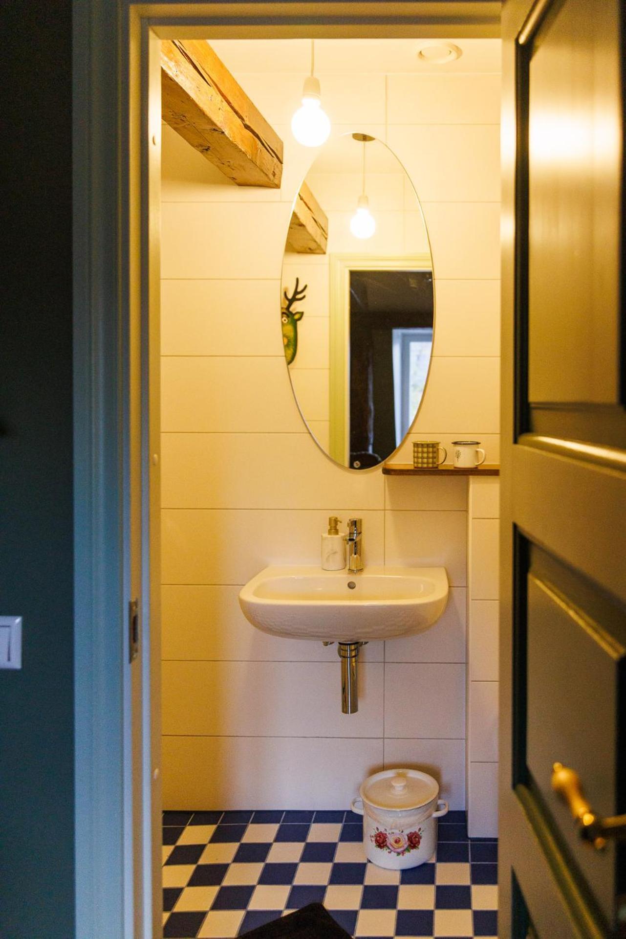Karja Accommodation 합살루 외부 사진